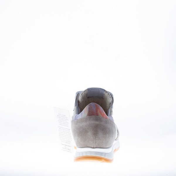 QUATTROBARRADODICI sneaker in camoscio TORTORA e tessuto naturale con inserti laminati - immagine 4