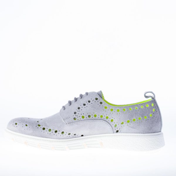 STRIKE FIRENZE scarpa in camoscio GRIGIO con dettaglio brogue forato e suola light - immagine 6