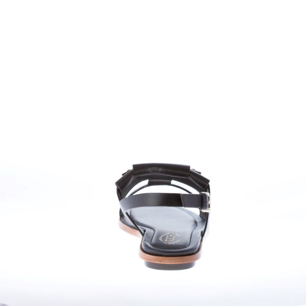 TOD'S sandalo basso in pelle NERO con accessorio clamp in metallo. Tacco 1 cm - immagine 4