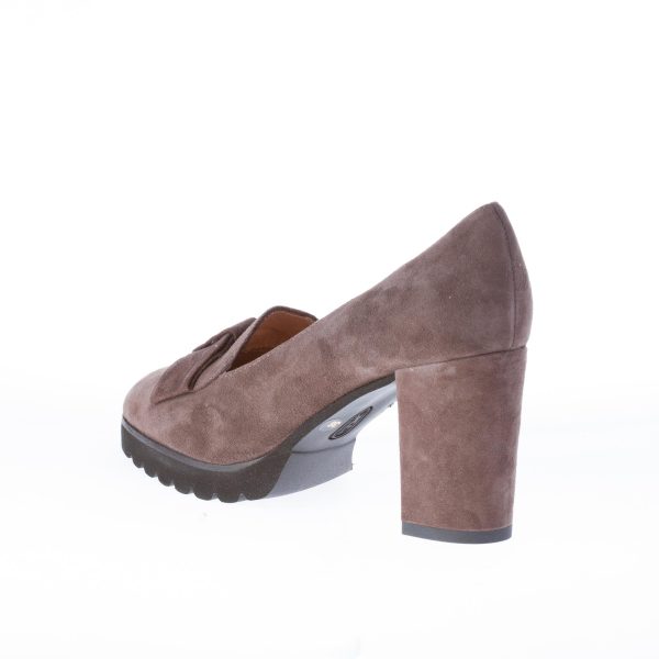 IL BORGO FIRENZE donna décolleté in camoscio MARRONE con fiocco. Tacco 7,5 cm - immagine 4