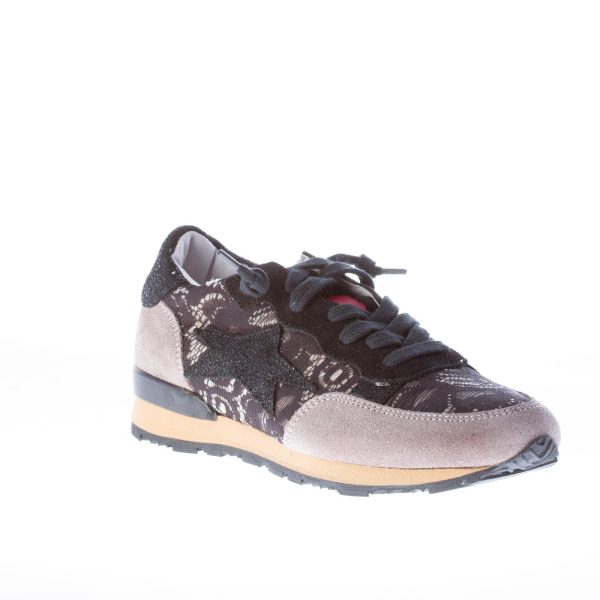 ISHIKAWA donna sneaker in camoscio GRIGIO con pizzo nero - immagine 2