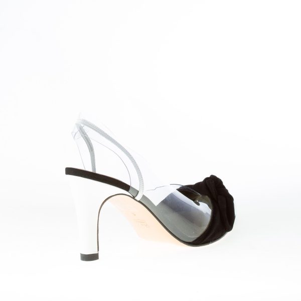 AZUREE CANNES donna scarpa chanel LIGUE in vernice bianca con fiocco nero. Tacco 8,5 - immagine 3