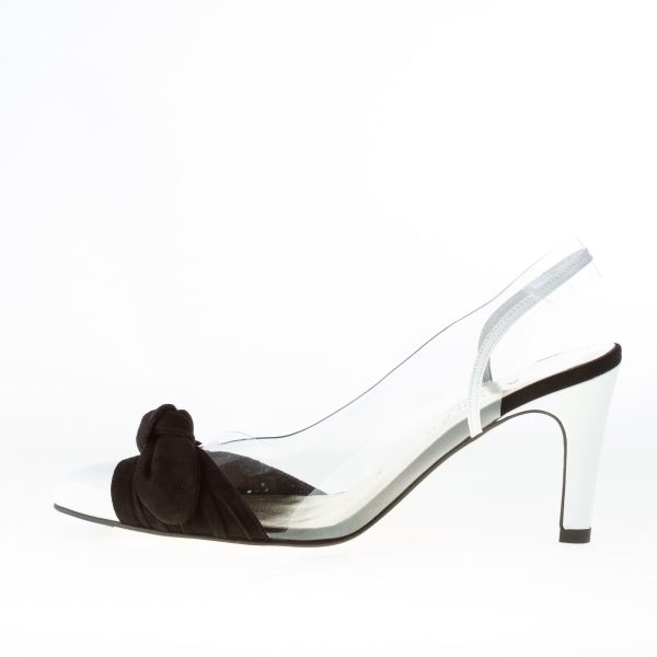 AZUREE CANNES donna scarpa chanel LIGUE in vernice bianca con fiocco nero. Tacco 8,5 - immagine 5