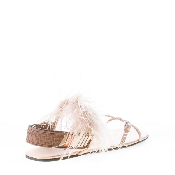 PRADA donna sandalo basso in raso NATURALE con applicazione piume. Suola in cuoio - immagine 3