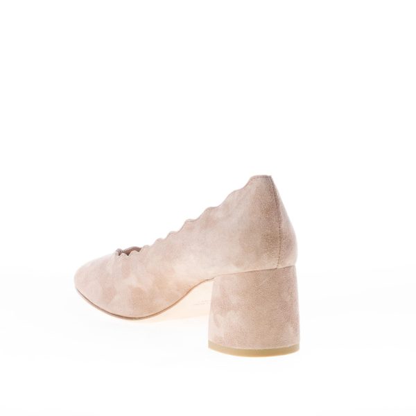 IL BORGO FIRENZE decolletè in camoscio BEIGE con profilo smerlato. Tacco 5,5 cm - immagine 4