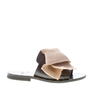 TIPI E TACCHI sandalo ciabatta bassa in pelle NERO con maxi fiocco in canvas tortora