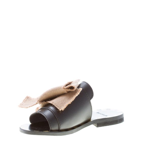 TIPI E TACCHI sandalo ciabatta bassa in pelle NERO con maxi fiocco in canvas tortora - immagine 6