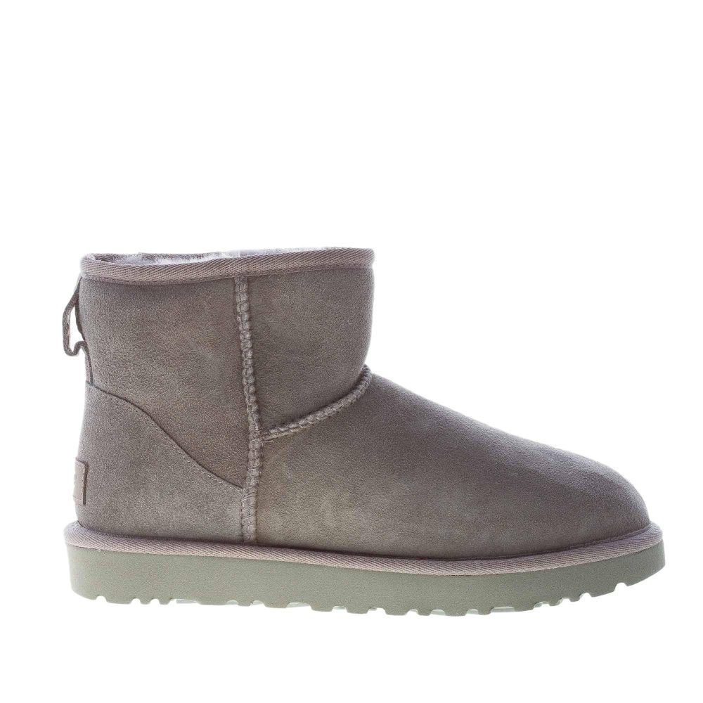 UGG donna stivaletto Classic Mini in pelle scamosciata UGG donna stivaletto Classic Mini in pelle scamosciata