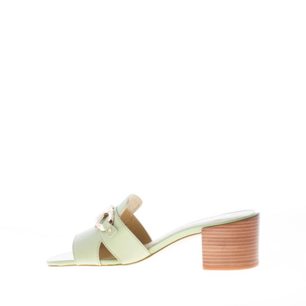 MICHAEL KORS donna ciabatta Izzy Mule in pelle VERDE con logo metal. Tacco 5 cm - immagine 5