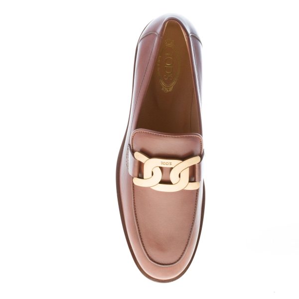 TOD'S donna mocassino in pelle a finitura vintage MARRONE con catena oro. Suola cuoio. Tacco 3,5 - immagine 7