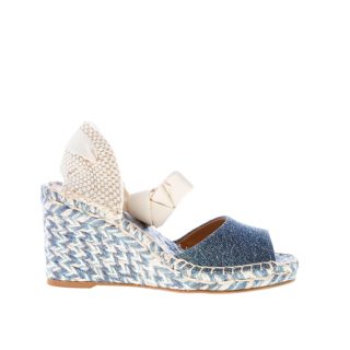 CHLOE' donna sandalo zeppa Piia in tessuto denim Blu e rafia con laccetto alla caviglia ecru. Zeppa 8 cm
