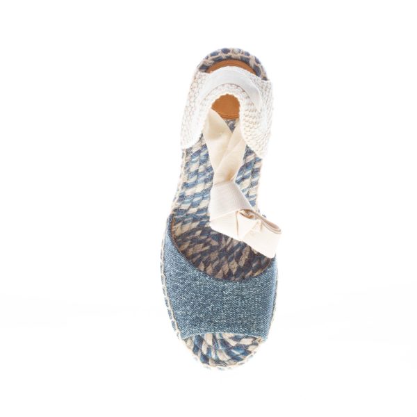 CHLOE' donna sandalo zeppa Piia in tessuto denim Blu e rafia con laccetto alla caviglia ecru. Zeppa 8 cm - immagine 7