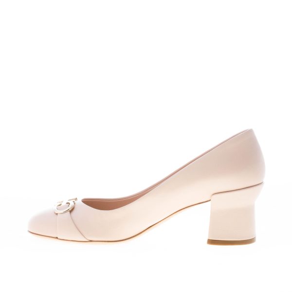 FERRAGAMO donna decolletè Otilia 55 in pelle ROSA PETALO con ornamento Gancini. Tacco 5,5 cm - immagine 5