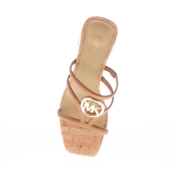 MICHAEL KORS donna sandalo slide Hampton in pelle CUOIO con placca logo. Tacco 8 cm - immagine 7