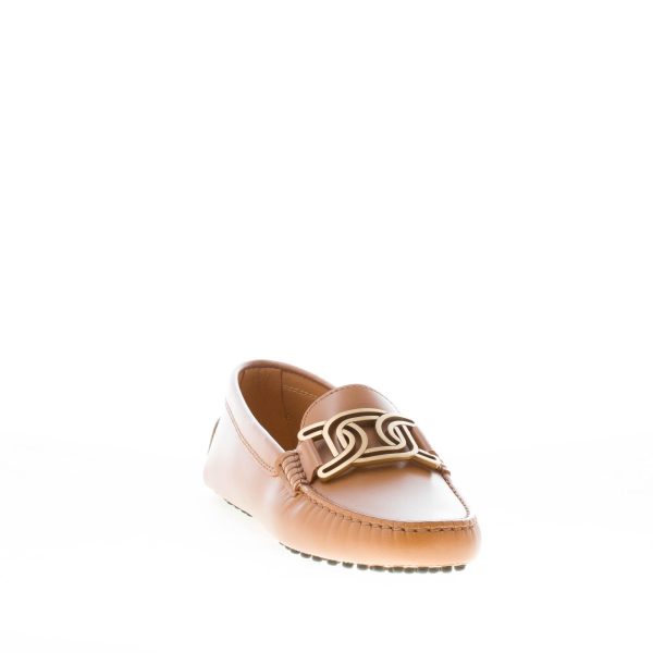 TOD'S donna mocassino Gommino Kate in pelle CUOIO con accessorio catena oro. Suola gommini - immagine 2
