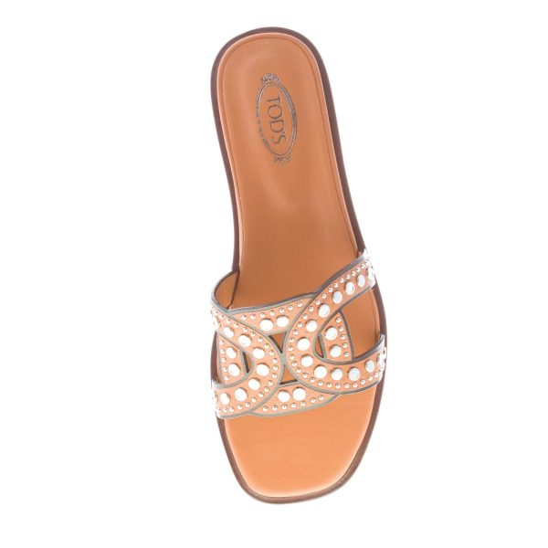 TOD'S donna sandalo ciabatta in pelle CUOIO con fascia intrecciata a catena e borchie. Suola cuoio - immagine 7