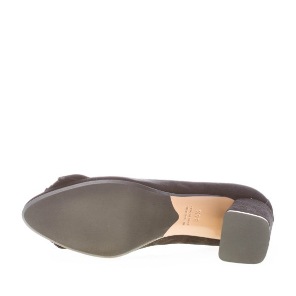 ANNA F. donna decolletè in camoscio NERO con frangia e nappine. Tacco 8 cm - immagine 8