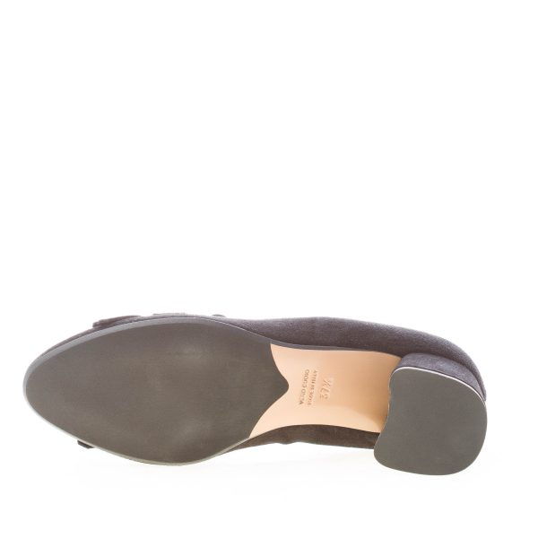 ANNA F. donna decolletè in camoscio NERO con maxi frangia. Tacco 5,5 cm - immagine 7