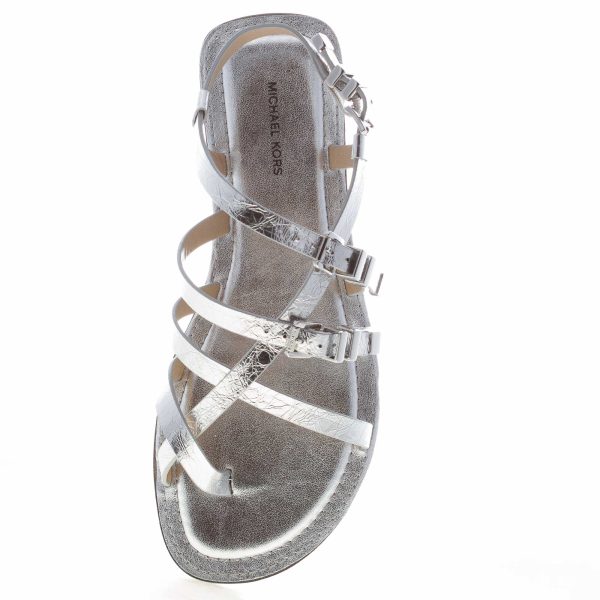 MICHAEL KORS donna sandalo infradito Darrington Flat in pelle metallizzata ARGENTO - immagine 5