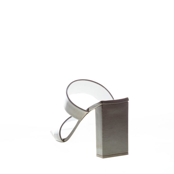 VICINI sandall mule in vernice NERO. Tacco 8,5 cm - immagine 3