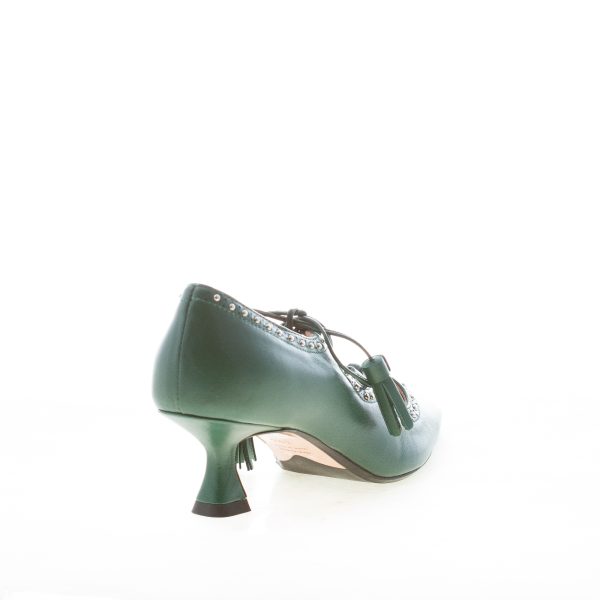 ANNA F. donna decolletè in pelle VERDE con laccetti, nappine e borchie. Tacco 5 cm - immagine 3