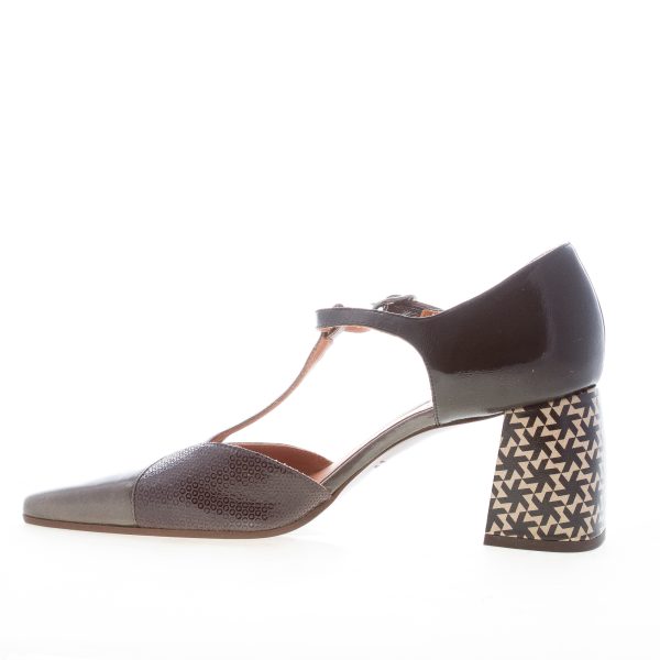 CHIE MIHARA donna decolletè T-Strap Amatea in pelle laminata e naplak GRIGIO. Tacco 6,5 cm - immagine 4