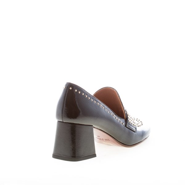CHIE MIHARA donna mocassino Muleah in vernice NERO con borchie. Tacco 5,5 cm - immagine 3